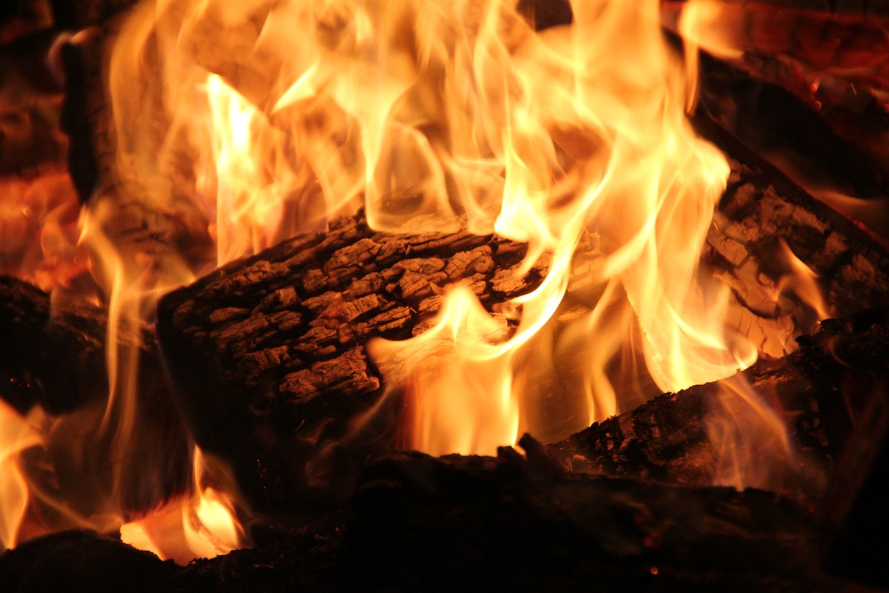 Expert Fireplace Cleaning in Beverly Hills, CA Professional Fireplace Cleaning Services In Beverly Hills California